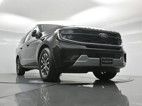 Certified 2025 Ford Expedition Max Platinum image 48