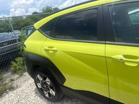 Used 2024 Hyundai Kona SEL FWD image 5