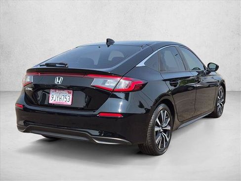 Used 2024 Honda Civic EX-L image 5