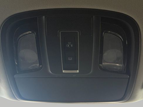 Used 2017 Kia Sorento AWD image 43