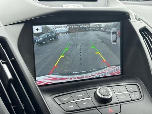 Used 2017 Ford Escape SE w/ Equipment Group 201A AWD/4WD image 23