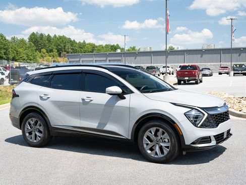 Used 2025 Kia Sportage SX FWD image 12