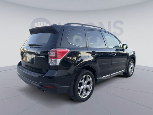 Used 2018 Subaru Forester 2.5i Touring w/ Popular Package #3B AWD/4WD image 7