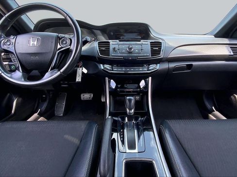 Used 2016 Honda Accord Sport image 15