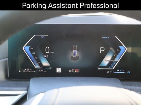 New 2026 BMW X5 xDrive50e image 33