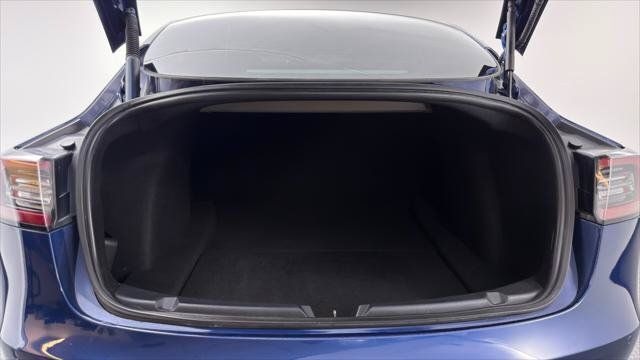 Used 2021 Tesla Model 3 Standard Range Plus RWD image 17
