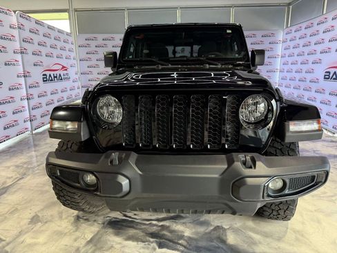 Used 2023 Jeep Gladiator Willys image 3