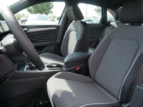 New 2025 Volkswagen Jetta Sport FWD image 4