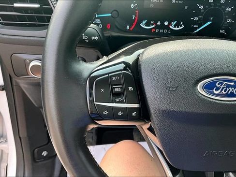 Used 2021 Ford Escape SE w/ Cold Weather Package AWD/4WD image 11