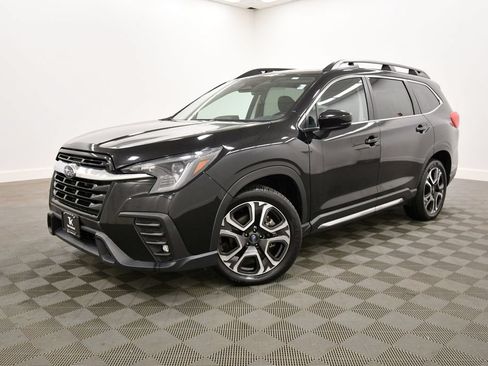Used 2024 Subaru Ascent Limited AWD/4WD image 2