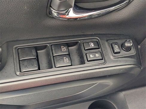 Used 2023 Nissan Titan PRO-4X w/ Pro-4x Convenience Package image 12