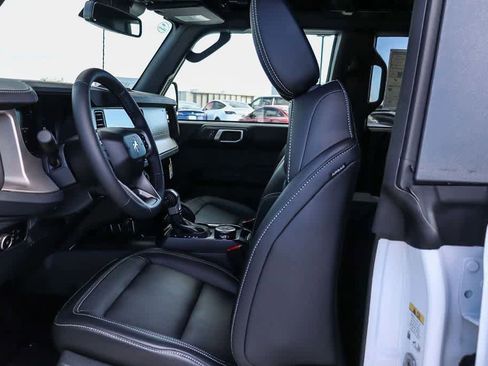 New 2026 Ford Bronco Outer Banks AWD/4WD image 19