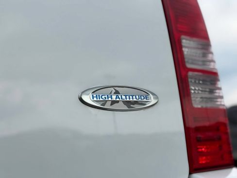 Used 2017 Jeep Patriot High Altitude AWD/4WD image 34