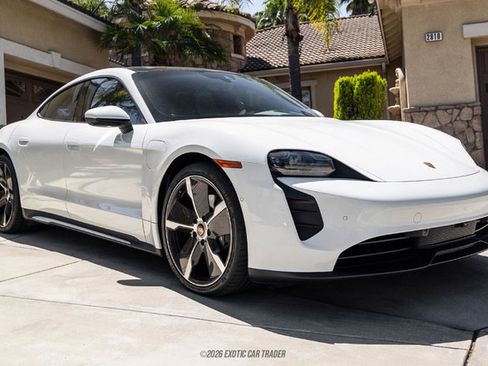 Used 2023 Porsche Taycan RWD image 12