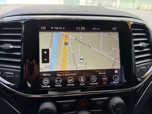 Used 2019 Jeep Grand Cherokee Limited AWD/4WD image 21