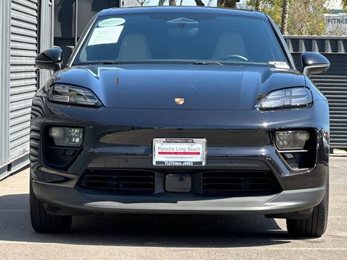 Certified 2024 Porsche Macan 4 Electric AWD/4WD image 11