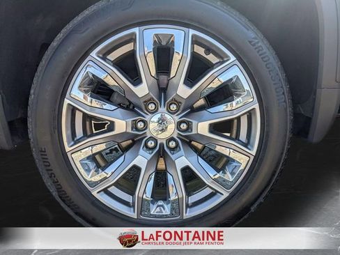 Used 2023 GMC Sierra 1500 Denali w/ Denali Reserve Package AWD/4WD image 32