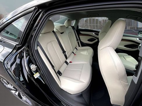 New 2026 Audi A6 Premium Plus AWD/4WD image 10