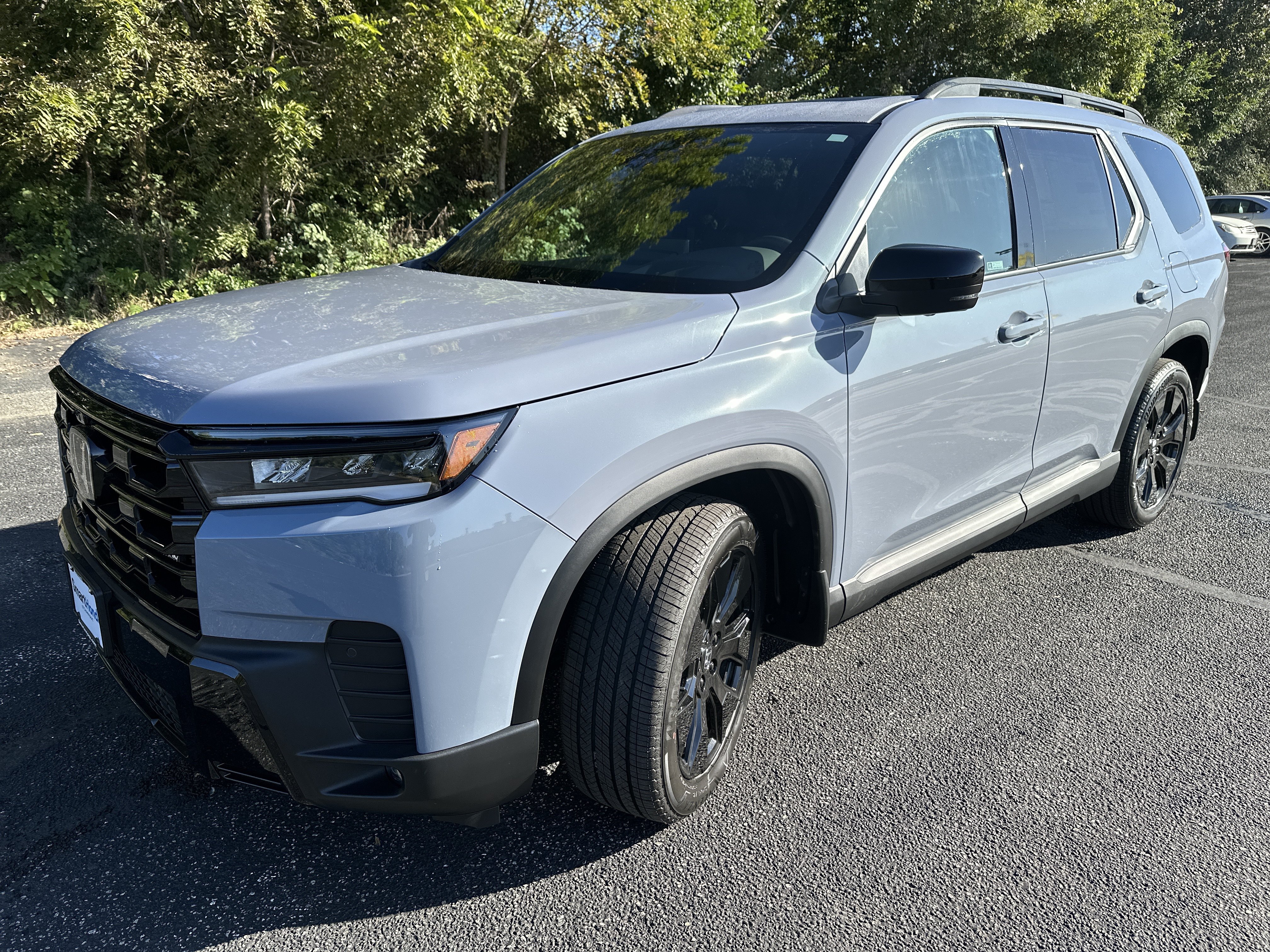 New 2026 Honda Pilot Black Edition image 3