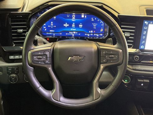 Used 2022 Chevrolet Silverado 1500 ZR2 w/ Technology Package AWD/4WD image 16