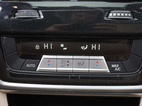 Used 2022 BMW X5 xDrive40i w/ Parking Assistance Package image 58