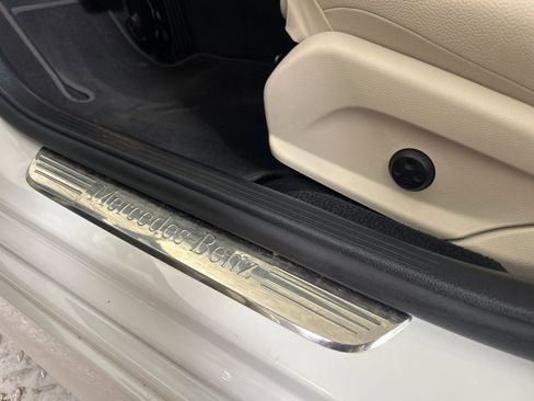 Used 2021 Mercedes-Benz E 350 4MATIC Sedan image 28