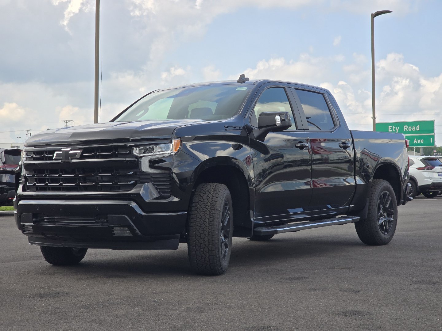 New 2026 Chevrolet Silverado 1500 RST w/ RST All Star Premium Package AWD/4WD image 10