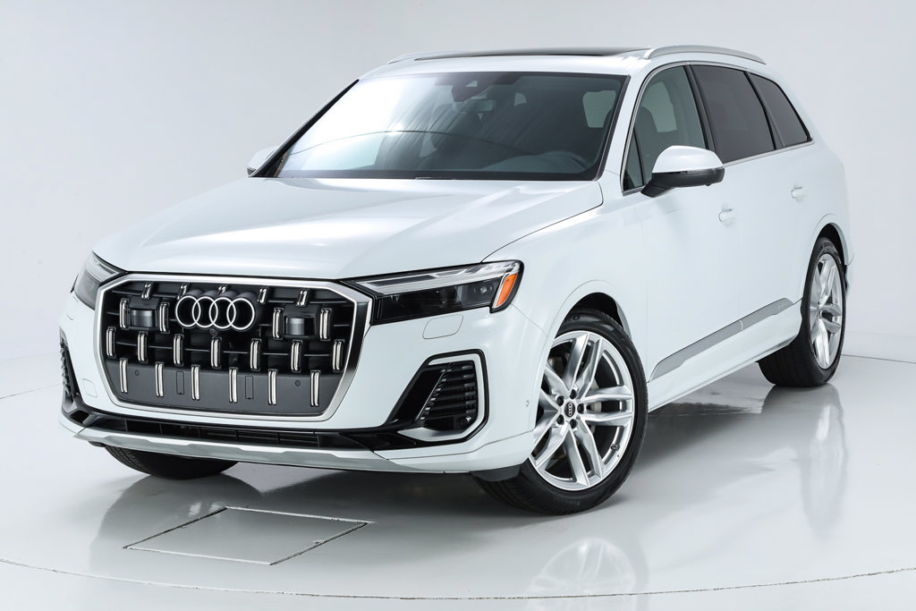 Used 2025 Audi Q7 3.0T Premium Plus w/ Premium Plus Package AWD/4WD image 44