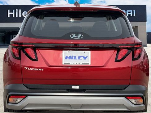 New 2026 Hyundai Tucson SE image 5