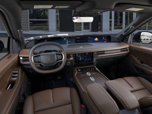 New 2025 Lincoln Navigator Reserve image 9