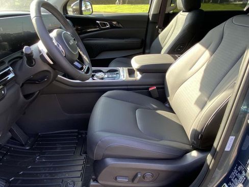 New 2026 Kia Carnival SX Prestige image 12