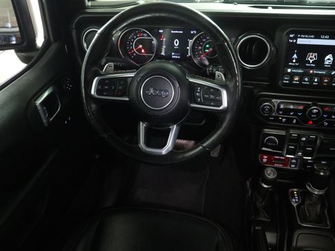 Used 2021 Jeep Wrangler Unlimited Rubicon w/ Trailer Tow Package image 16