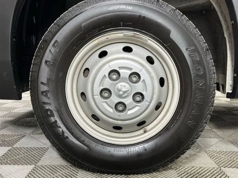 Used 2023 RAM ProMaster 2500 FWD image 11