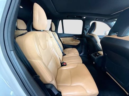 Used 2019 Volvo XC90 T6 Momentum w/ Advanced Package AWD/4WD image 30