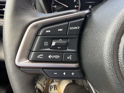 Used 2025 Subaru Ascent Limited AWD/4WD image 37