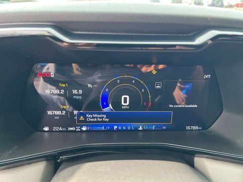 Used 2024 Chevrolet Colorado ZR2 w/ ZR2 Convenience Package III image 43