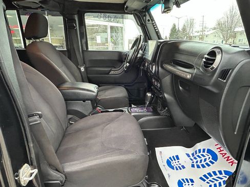 Used 2015 Jeep Wrangler Unlimited Sport w/ Quick Order Package 24S image 39