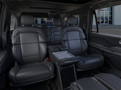 New 2026 Lincoln Navigator L Reserve w/ Jet Appearance Package image 11