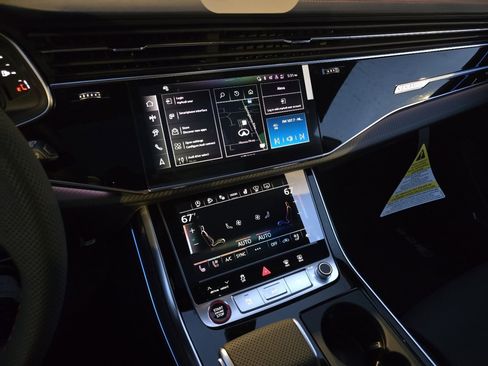 New 2026 Audi SQ8 Prestige image 47