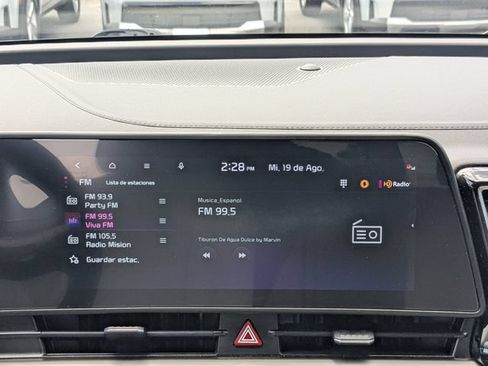 Certified 2025 Kia Sportage EX FWD image 19