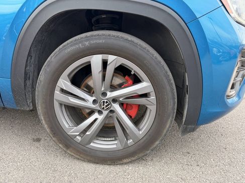 Used 2024 Volkswagen Atlas Cross Sport SEL R-Line image 10