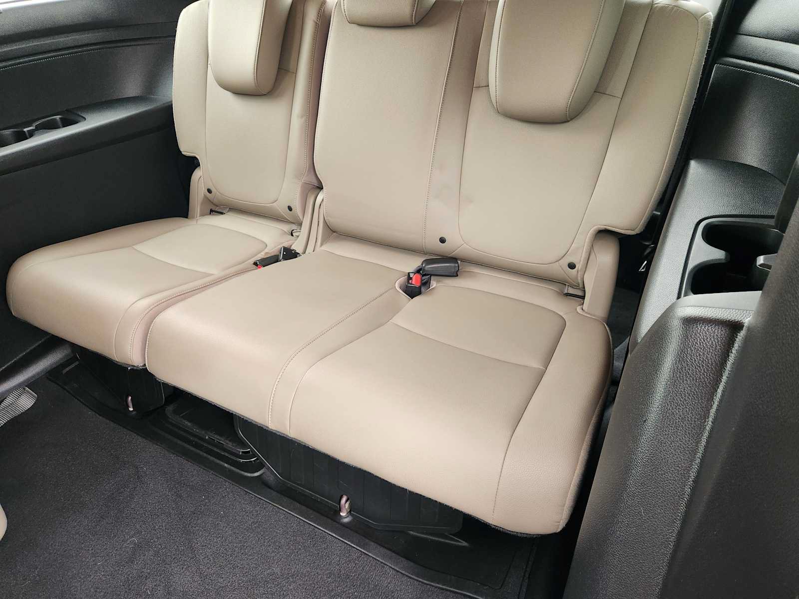 Used 2018 Honda Odyssey Elite image 31