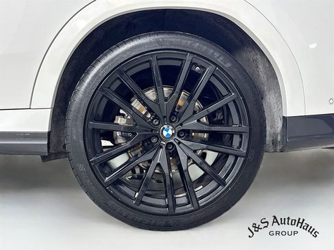 Used 2023 BMW X6 xDrive40i w/ M Sport Package image 39
