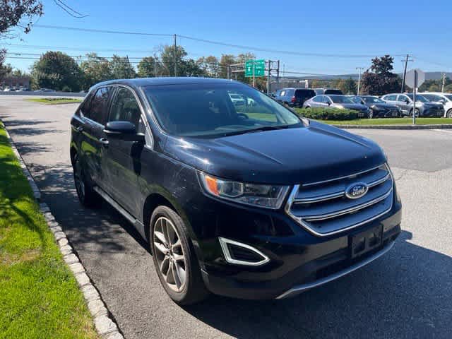 Used 2017 Ford Edge Titanium w/ Technology Package AWD/4WD image 3