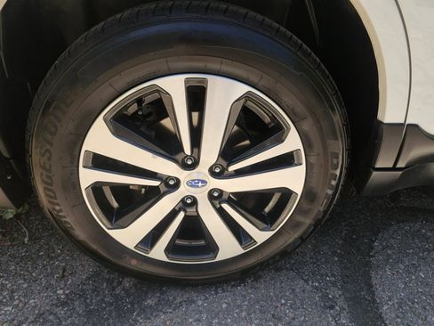 Used 2019 Subaru Outback 3.6R Limited AWD/4WD image 49