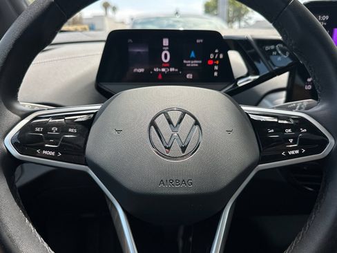 Used 2023 Volkswagen ID.4 Pro S RWD image 24
