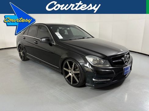 Used 2012 Mercedes-Benz C 300 4MATIC Sedan image 1