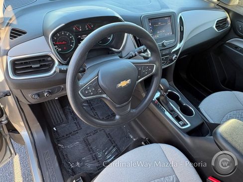Used 2024 Chevrolet Equinox LS w/ Driver Confidence II Package FWD image 16