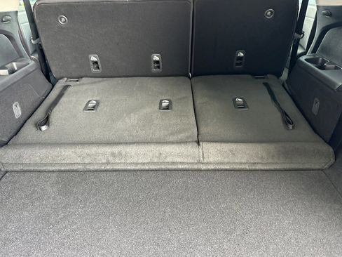 New 2025 Nissan Pathfinder SV image 16