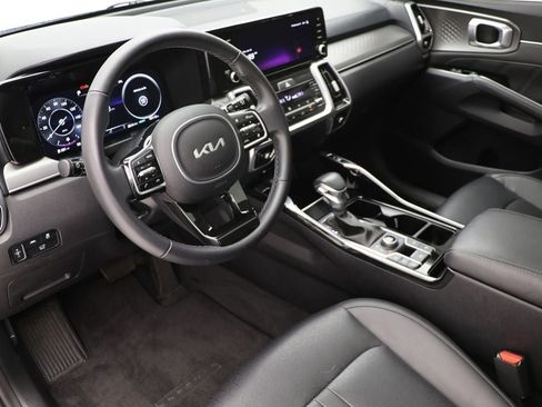 Used 2023 Kia Sorento SX image 15